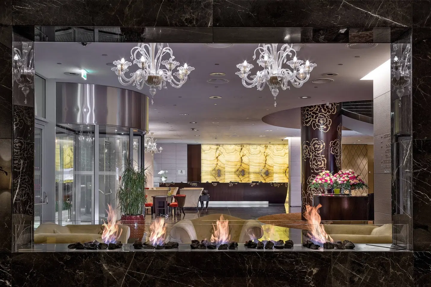 Grand Hotel River Park, a Luxury Collection Hotel, Bratislava LOUNGE_LOBBY