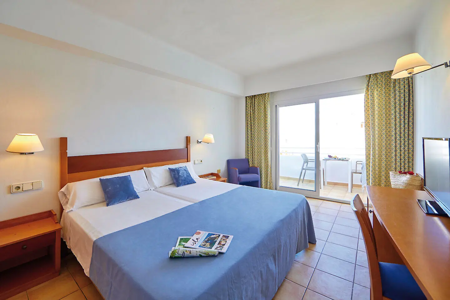 Gavimar Cala Gran Costa del Sur ROOM_EXAMPLE