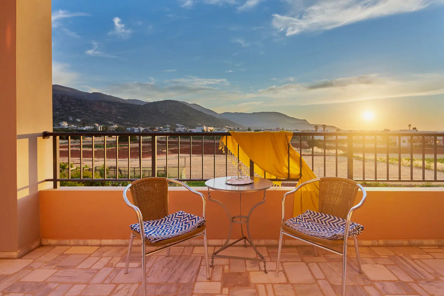 Golden Bay Apartments - Garden Haven ROOM_EXAMPLE