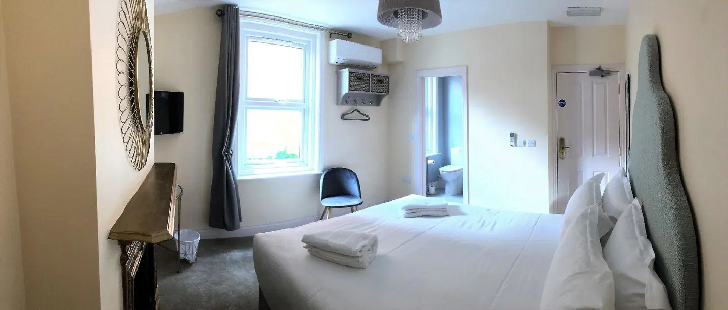 Caboose ROOM_EXAMPLE
