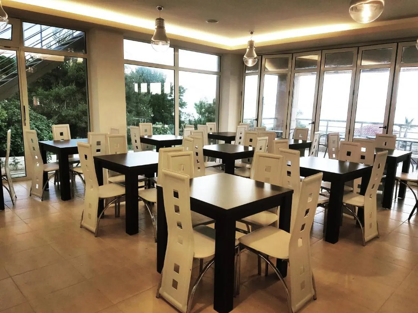 OCEAN HOTEL Restaurant