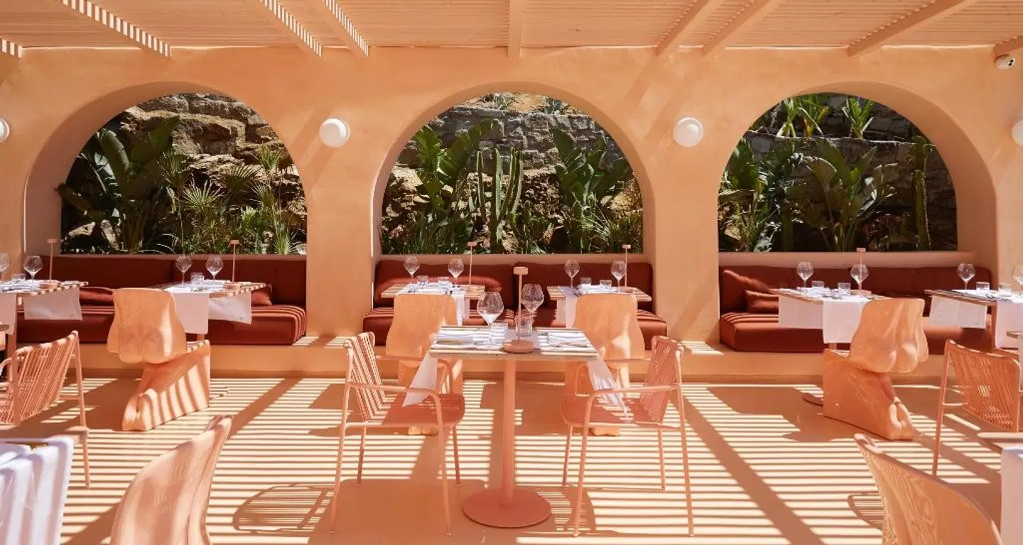 Collini Hotel Mykonos  WorldHotels Elite Terrasse