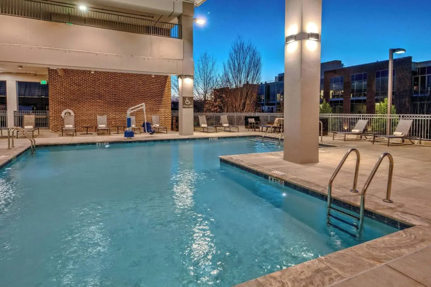 Residence Inn by Marriott Nashville Green Hills Hallenbad
