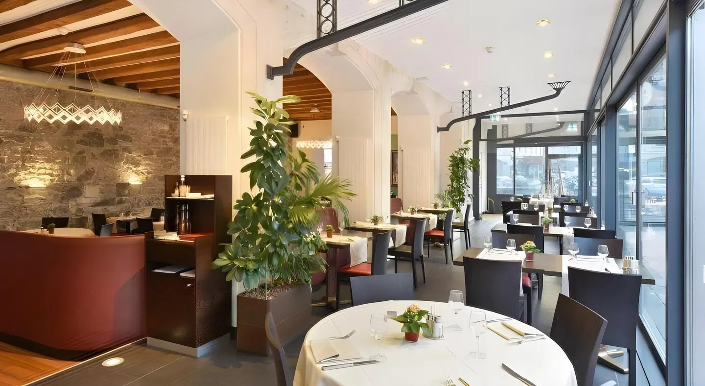 International & Terminus Restaurant
