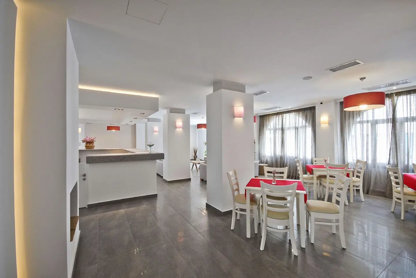 Xenia Hotel Restaurant