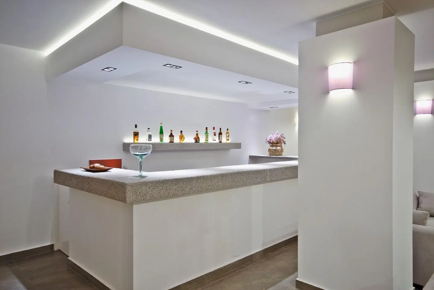 Xenia Hotel Bar