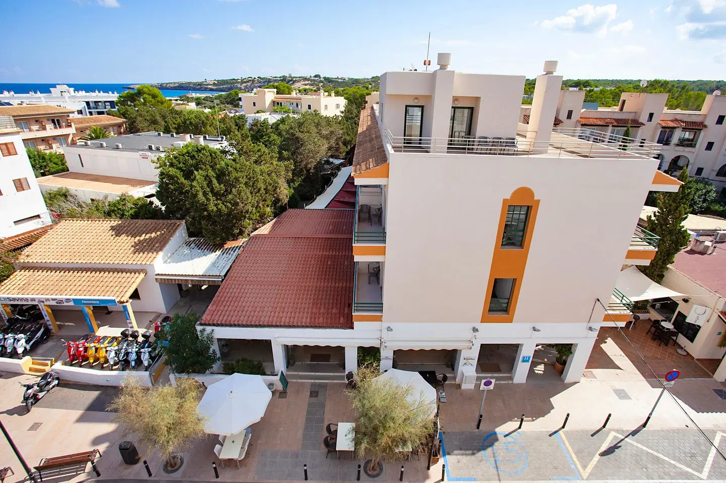 Rosales EXTERIOR