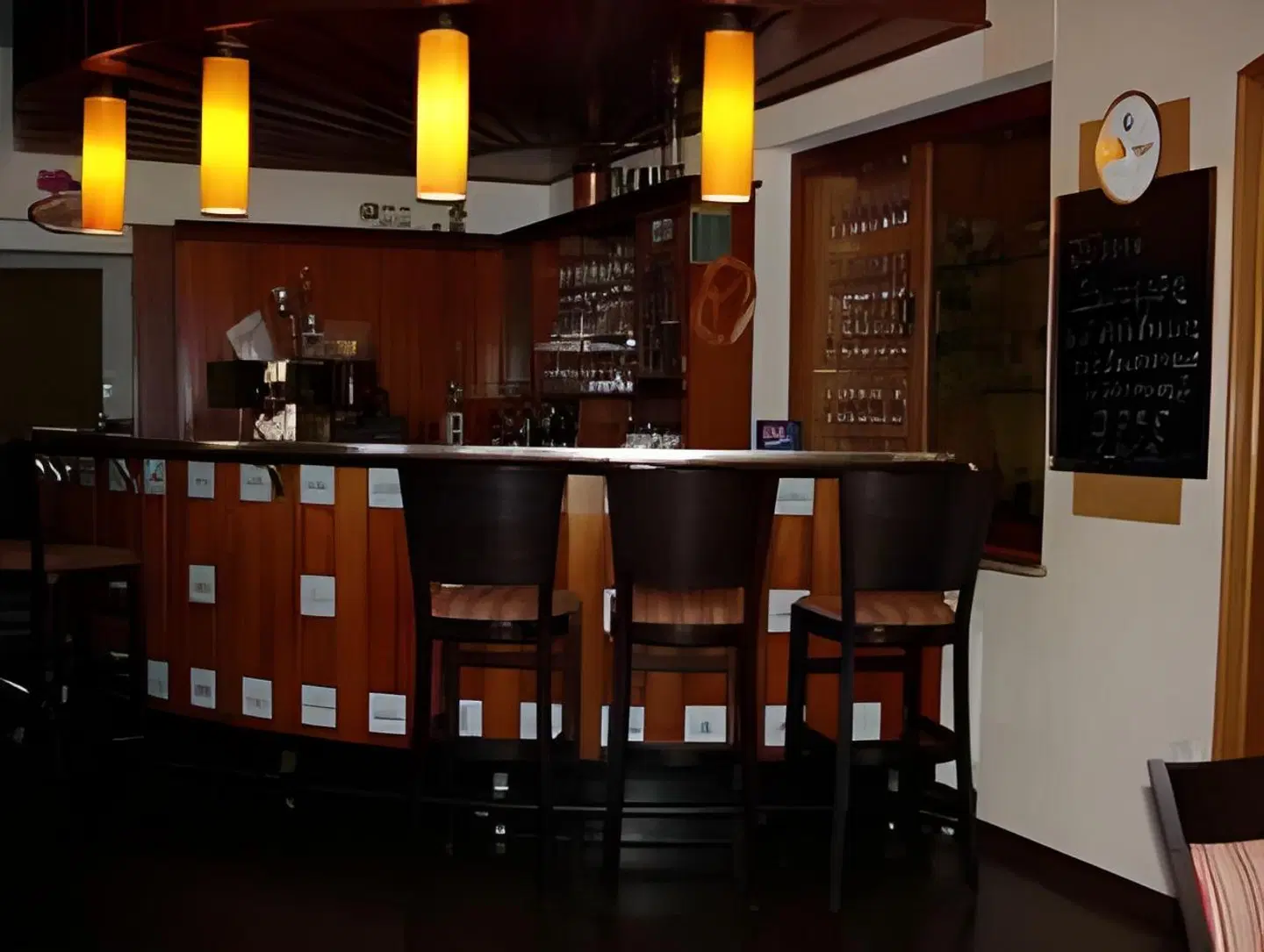 Zur Zweere Bar