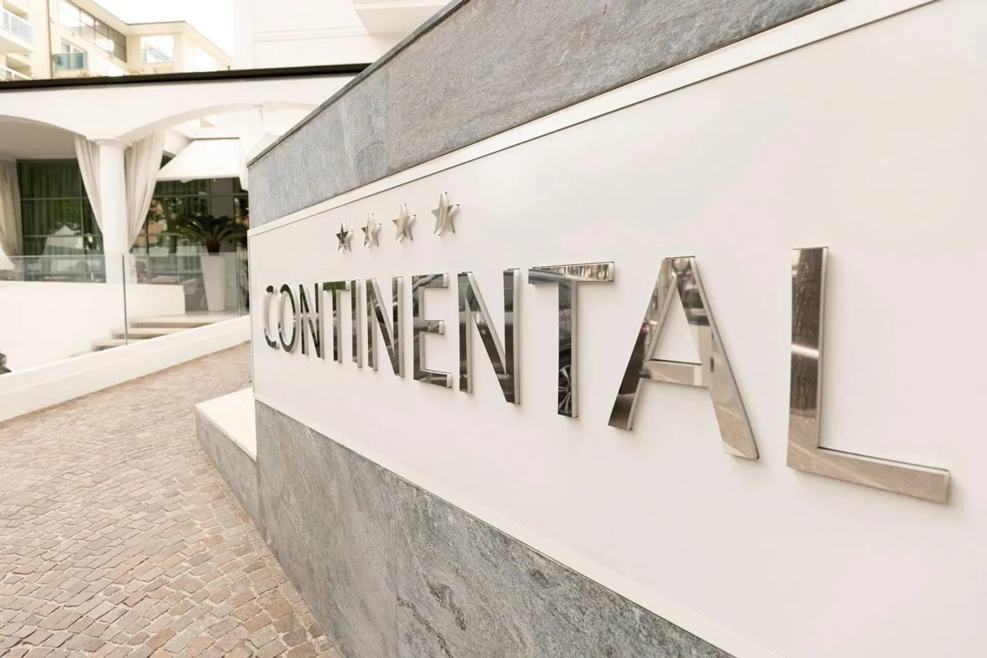 Continental MODEL_IMPRESSION