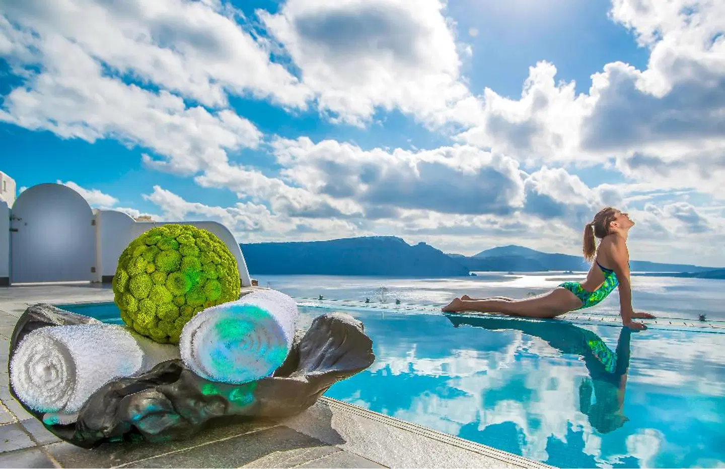 Santorini Secret Suites & Spa OUTDOOR_POOL