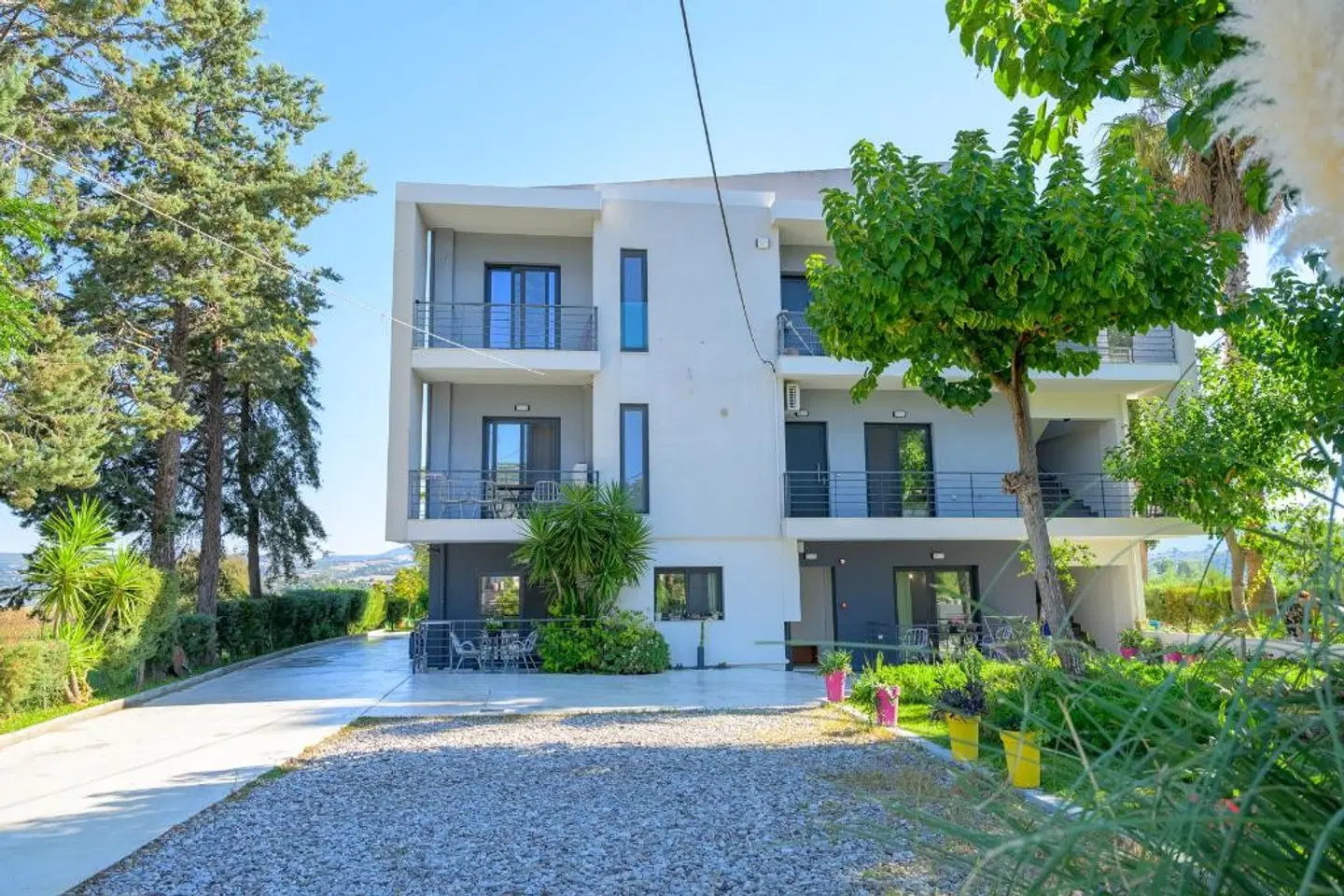 Bikini Apartments EXTERIOR