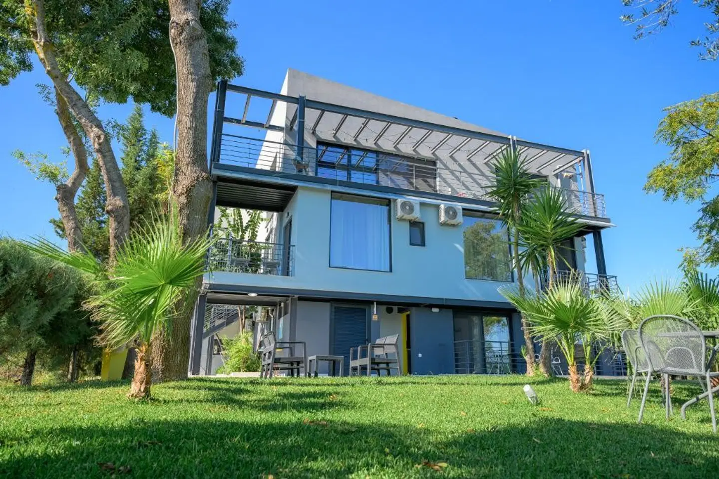 Bikini Apartments EXTERIOR