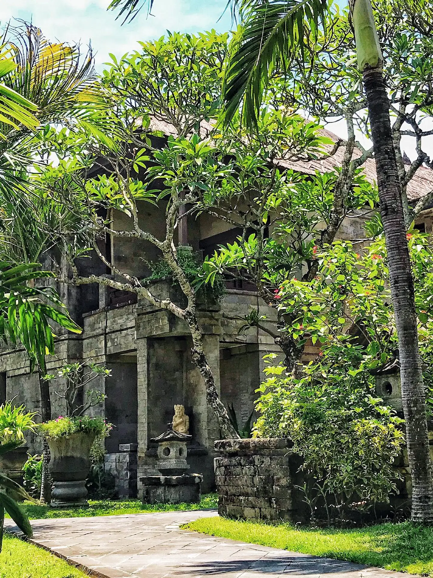 Grand Balisani Suites Garten