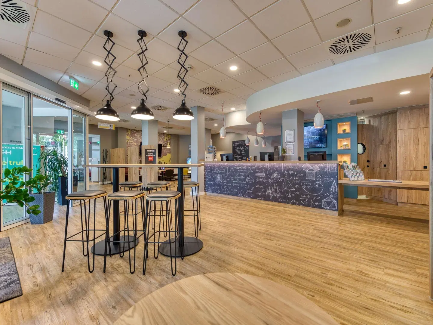 ibis Frankfurt Messe West Bar
