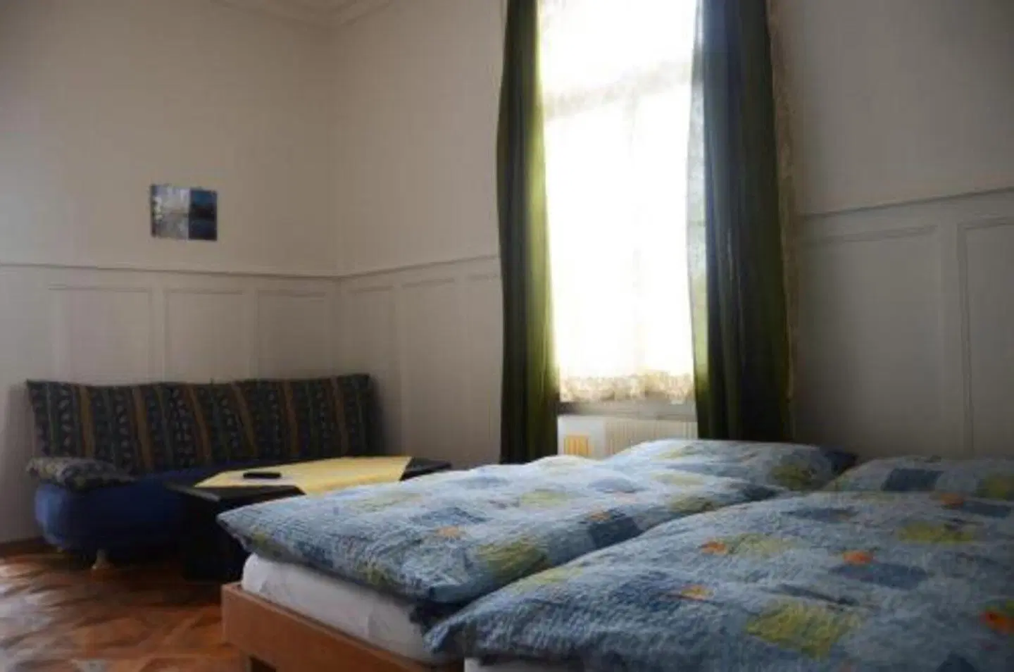 Bahnhof ROOM_EXAMPLE