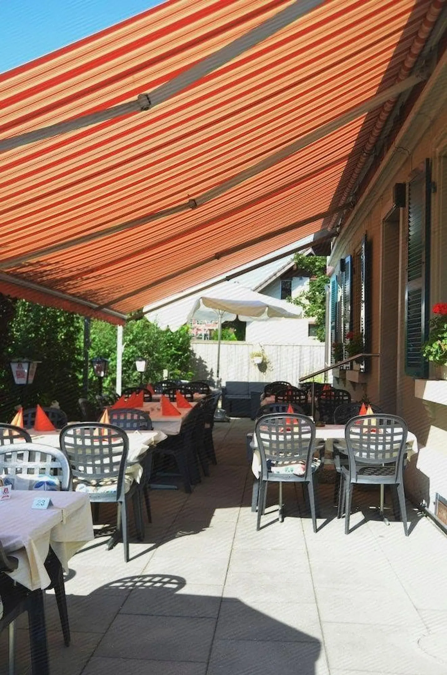 Bahnhof Terrasse