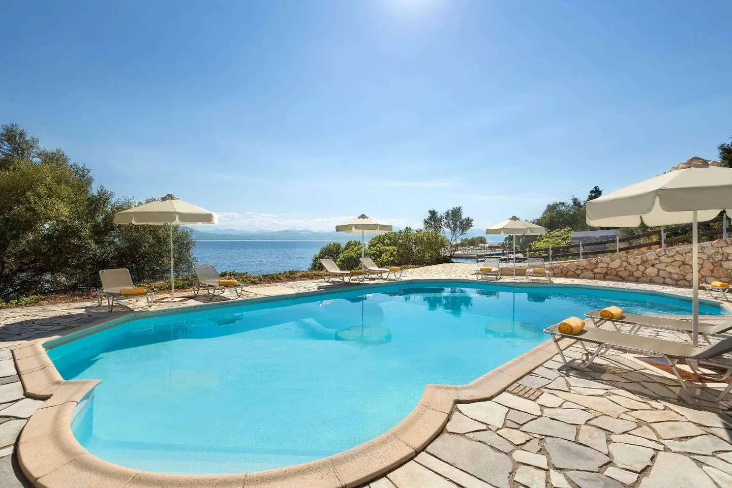 Wyndham Loutraki Poseidon Resort OUTDOOR_POOL