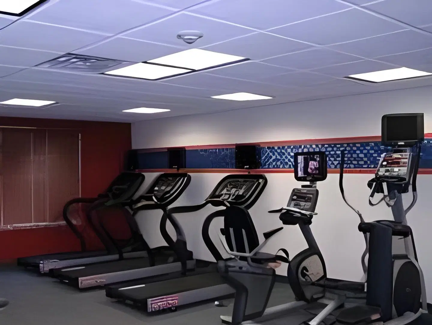Hampton Inn & Suites Aberdeen SPORTS_AND_LEISURE
