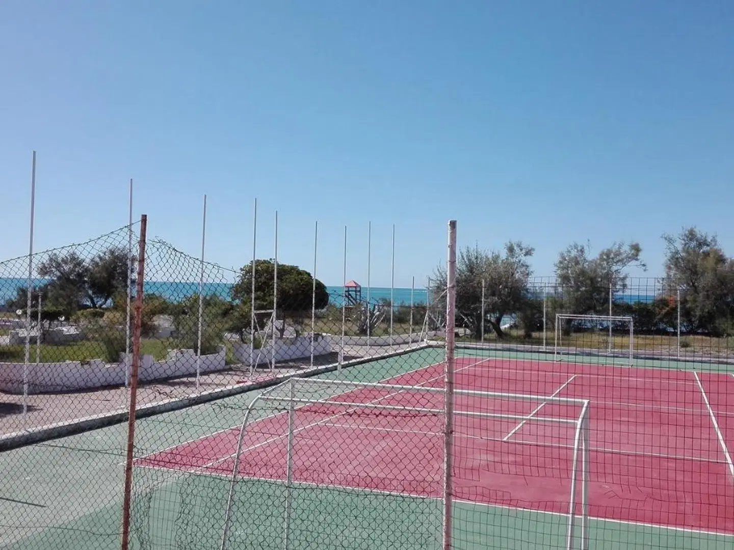 International Resort SPORTS_AND_LEISURE