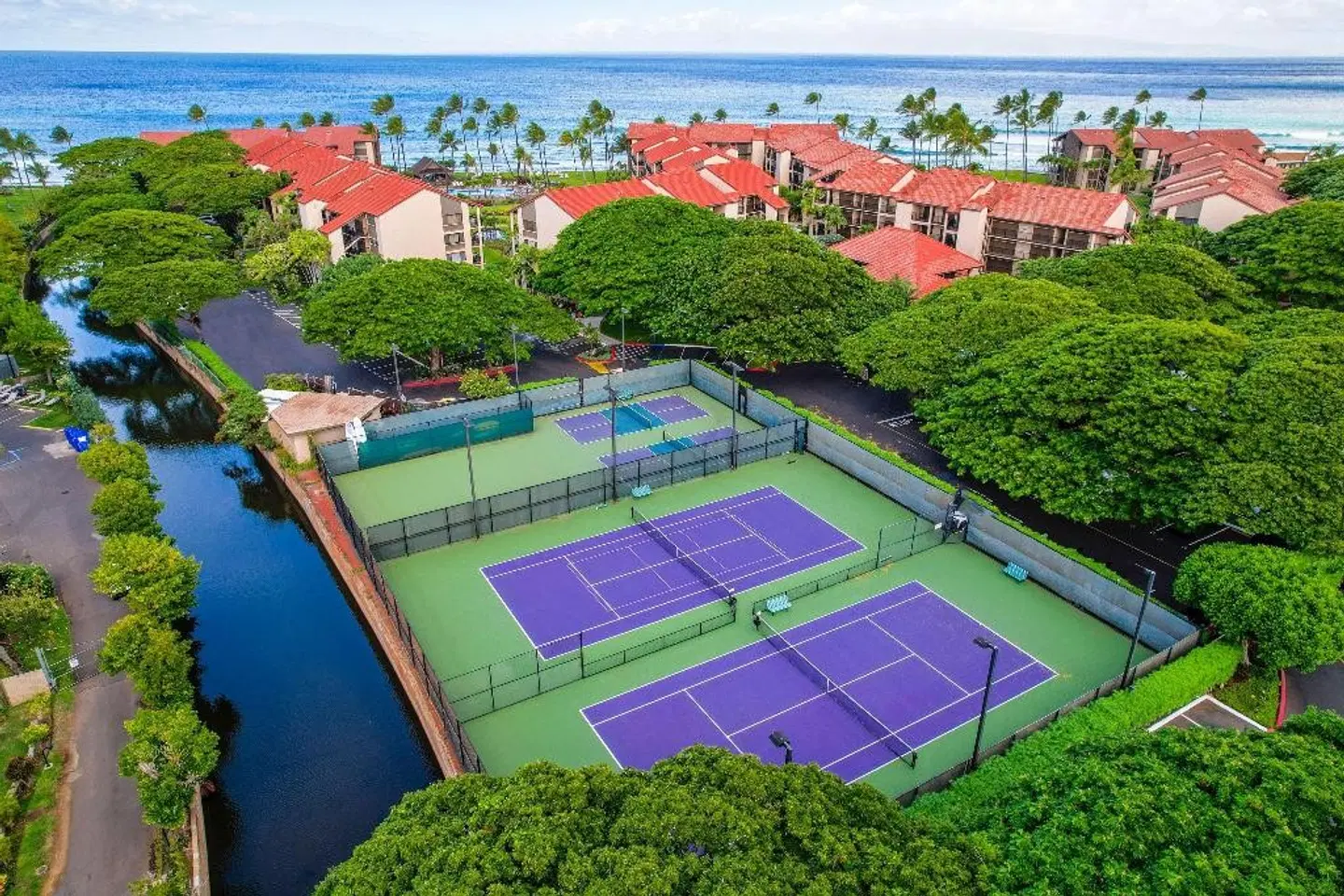 Aston at Papakea Resort EXTERIOR