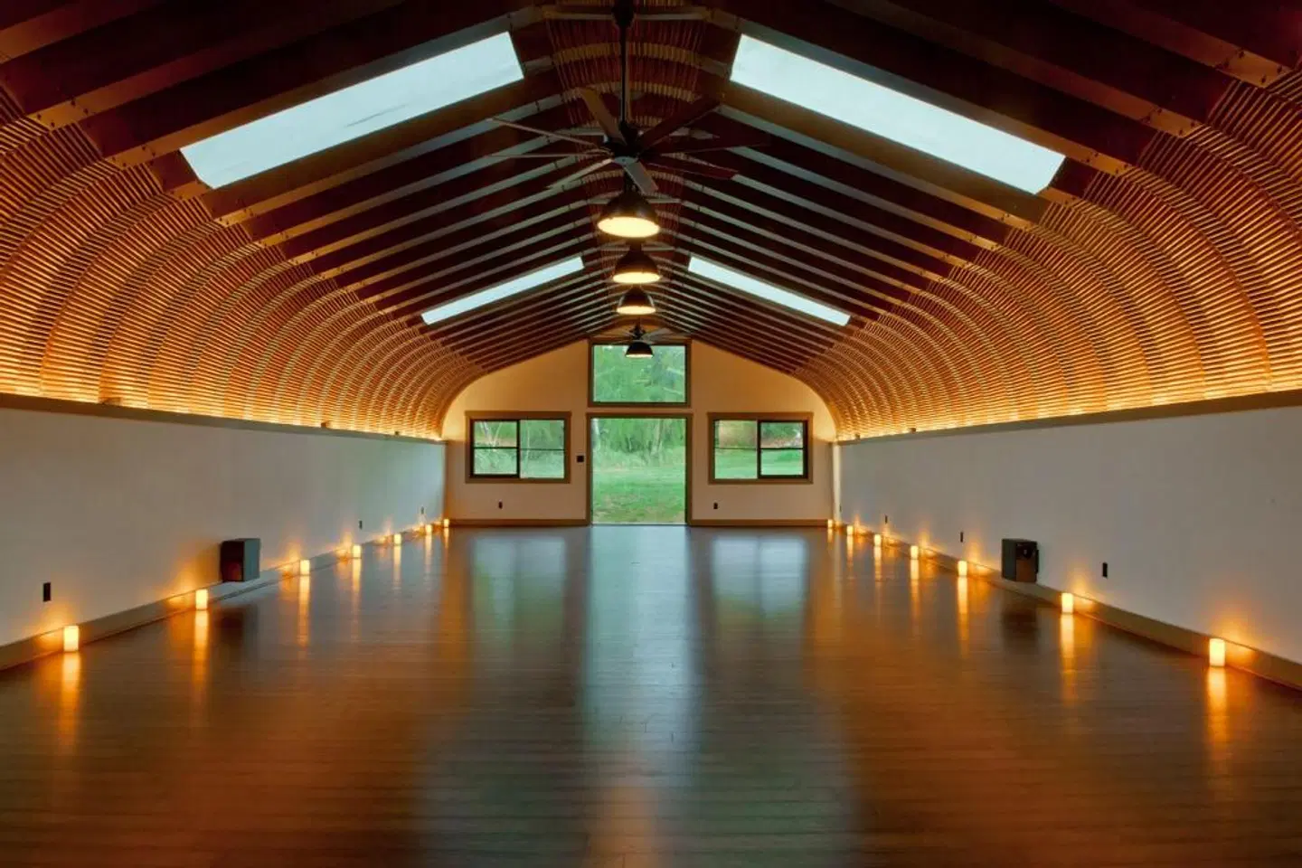 Lumeria Maui Hallenbad