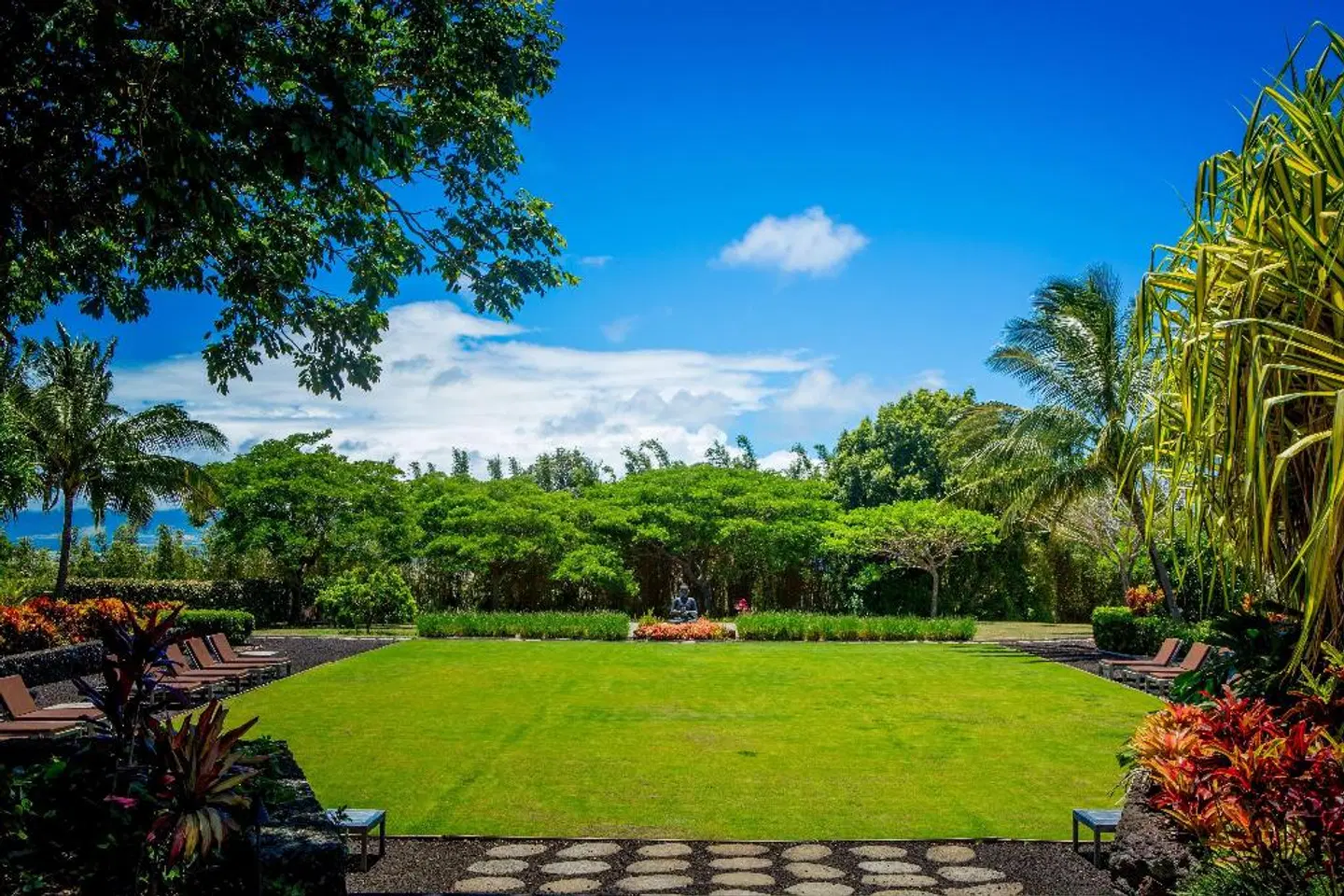 Lumeria Maui Garten