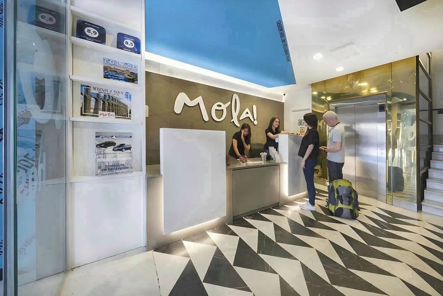 Mola Suites Restaurant