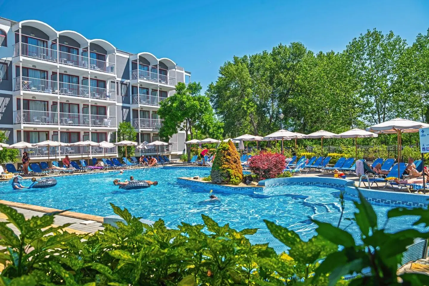 Hotel Longosa OUTDOOR_POOL