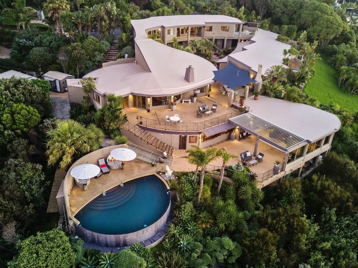 Delamore Lodge EXTERIOR