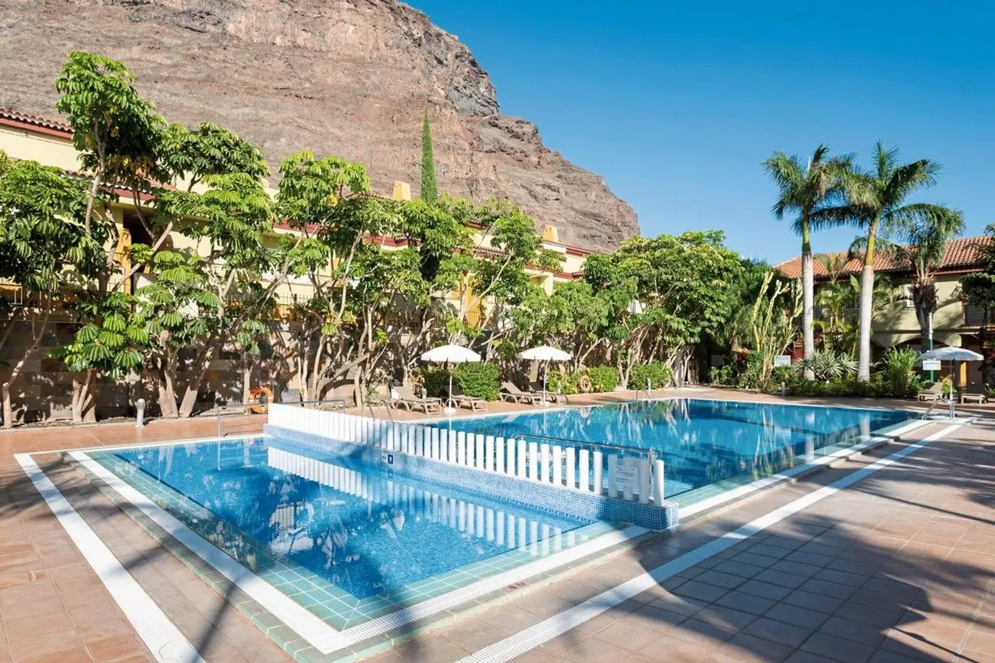 Residencial El Llano OUTDOOR_POOL