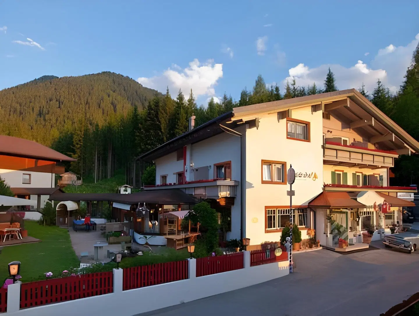 Hotel Waldruhe EXTERIOR