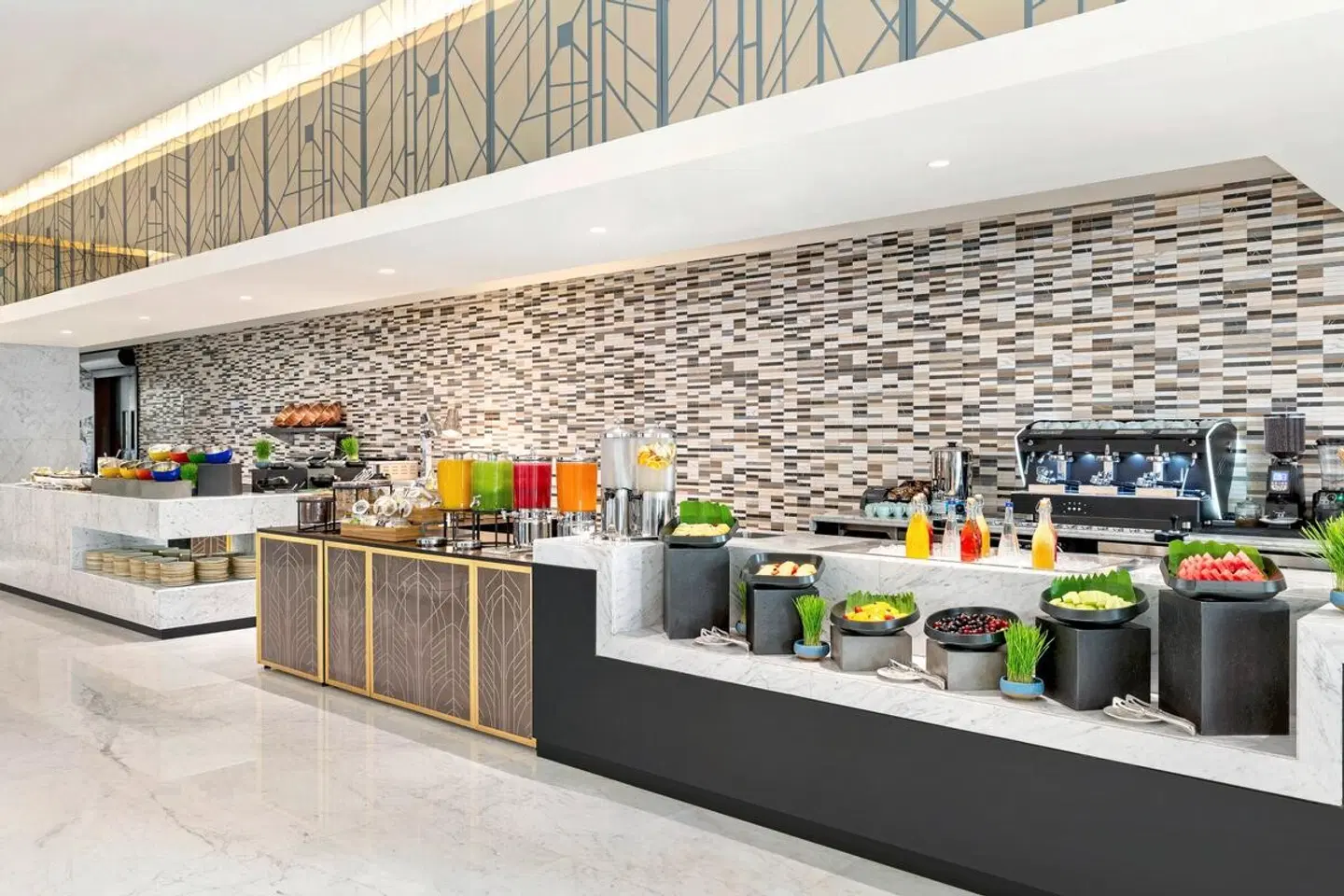 Wyndham Grand Doha Westbay Beach Restaurant
