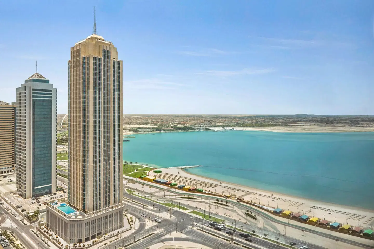 Wyndham Grand Doha Westbay Beach Terrasse