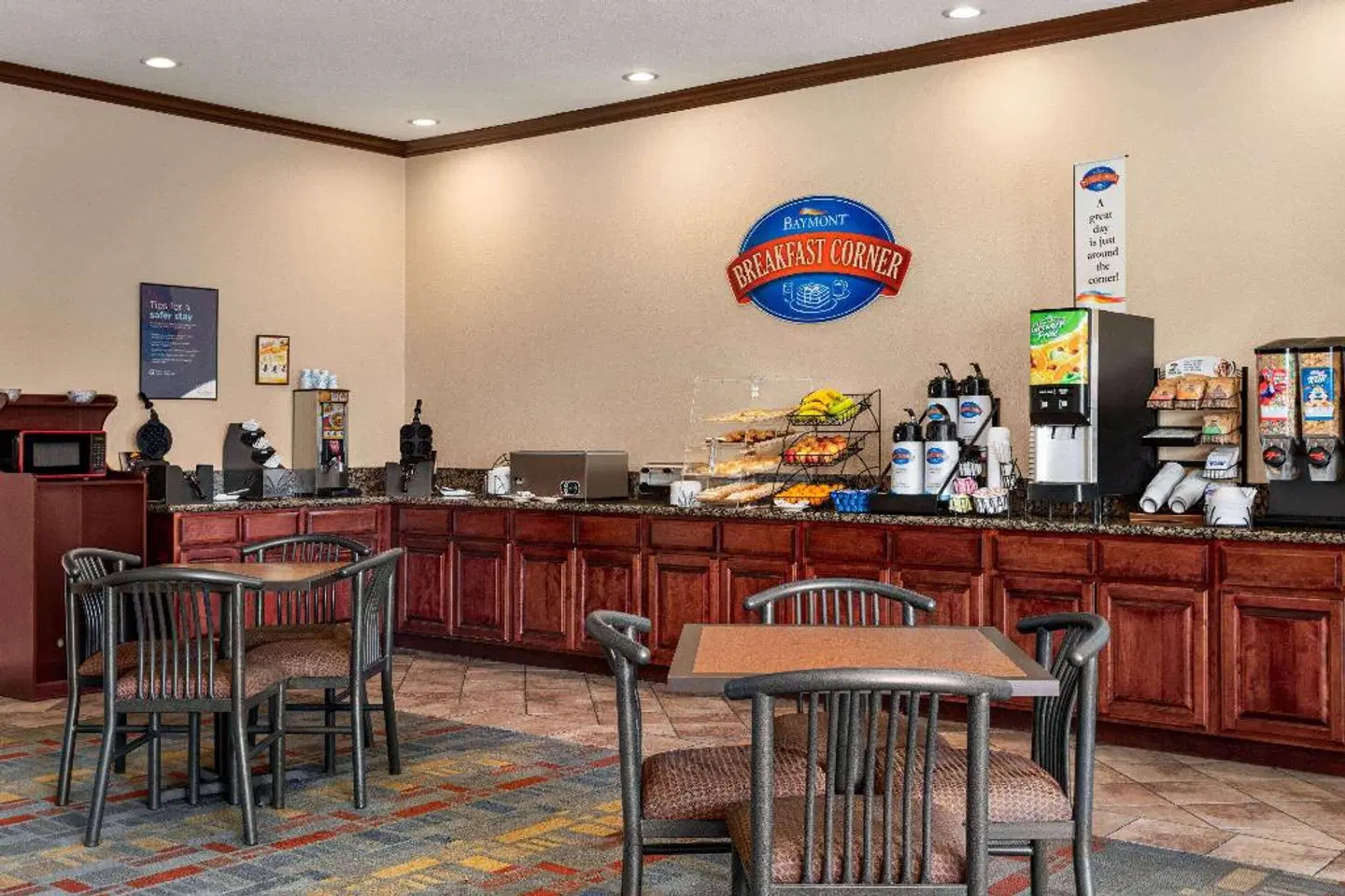 Baymont by Wyndham Wichita Falls Bar