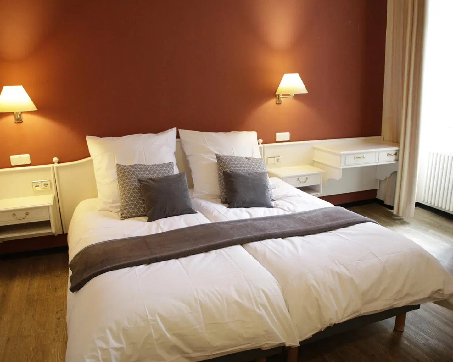 Z&B Hotel ROOM_EXAMPLE