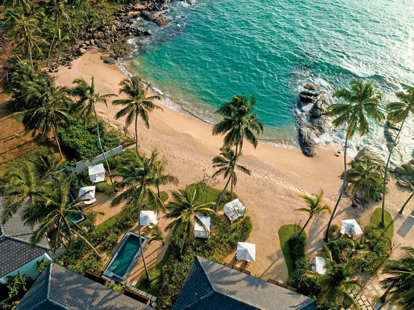 Ahu Bay Strand