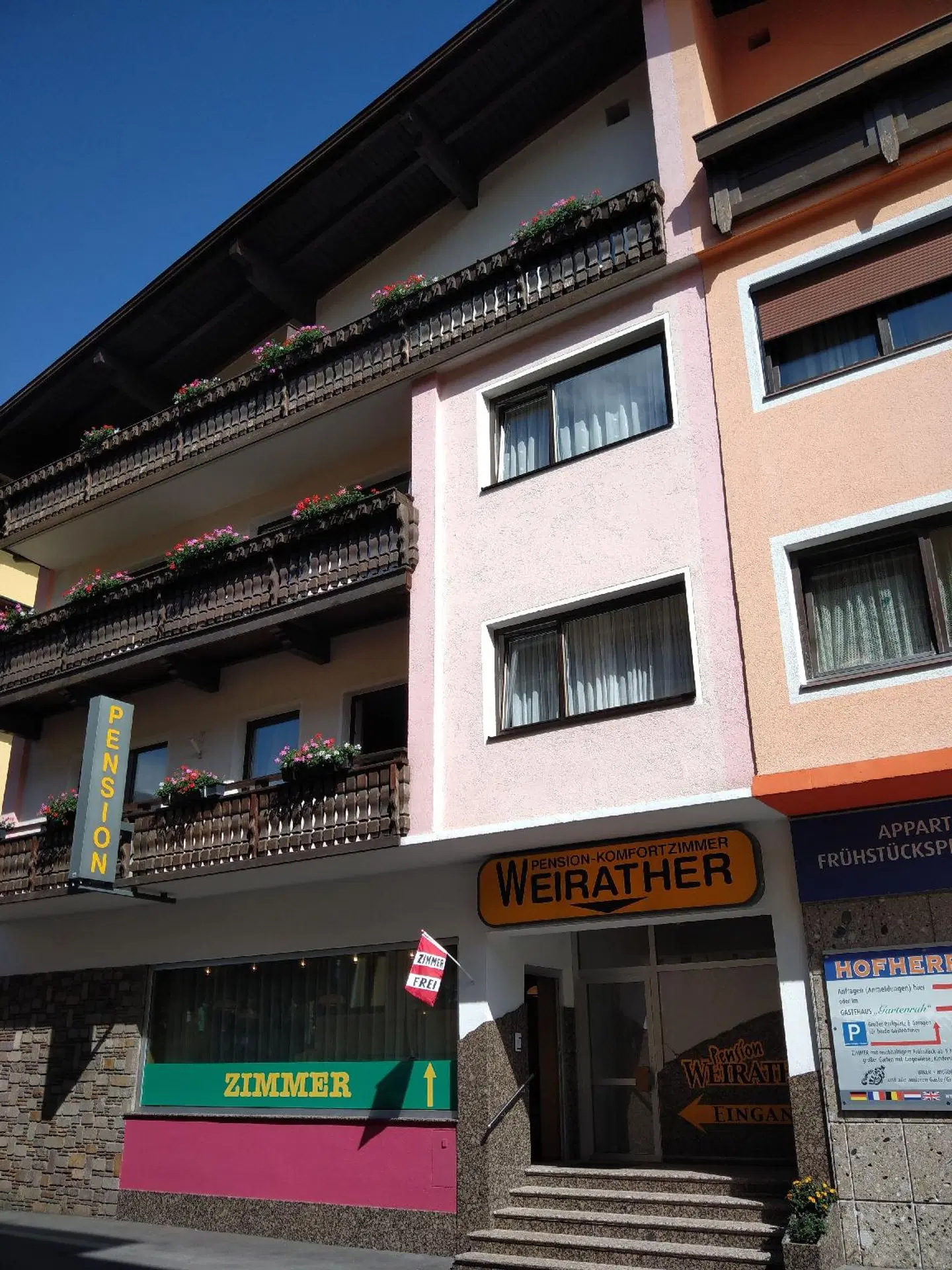 Pension Weirather EXTERIOR
