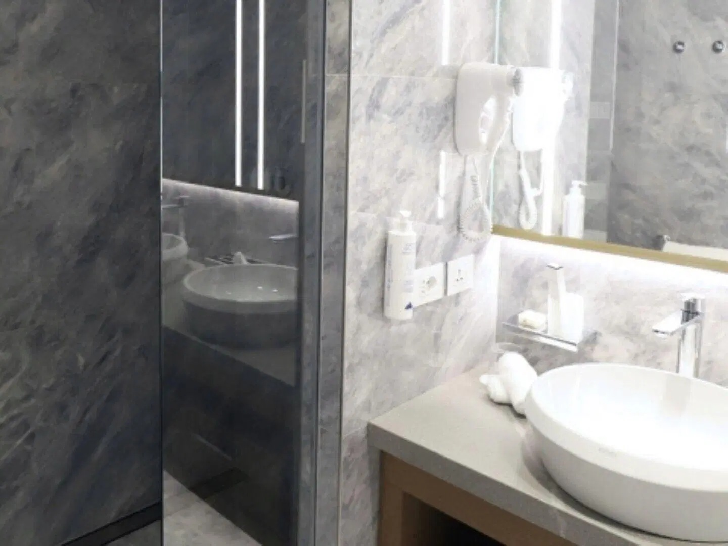 Grand Hotel Terme Badezimmer