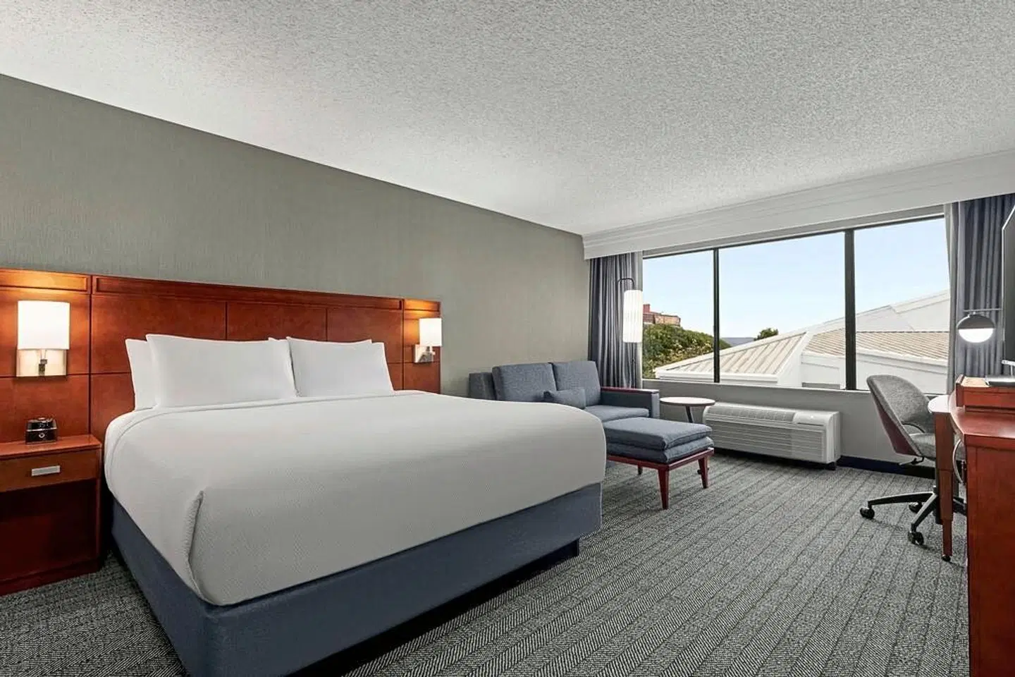 Courtyard by Marriott San Francisco Fisherman's Wharf ROOM_EXAMPLE