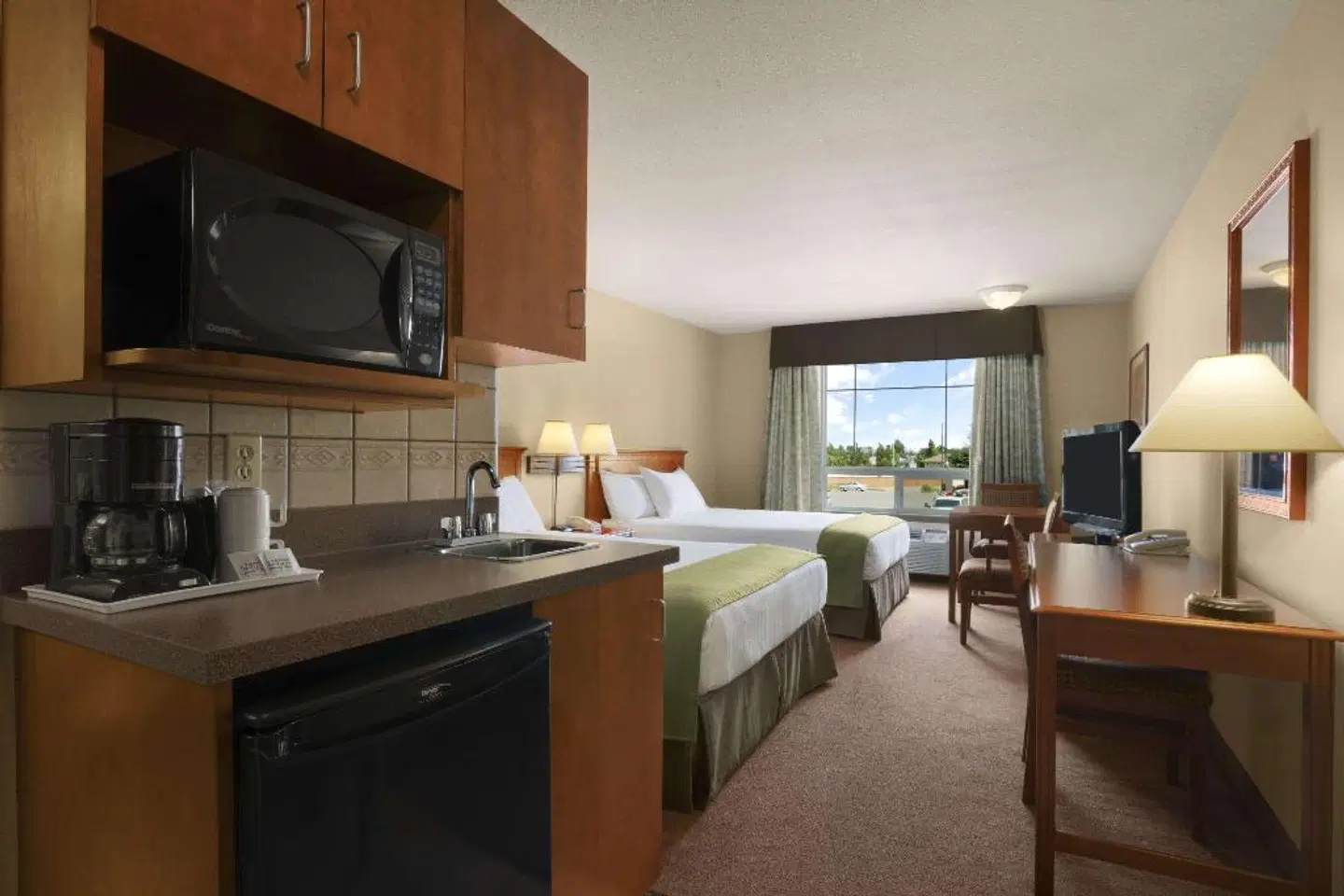 Super 8 by Wyndham Fort St. John BC ROOM_EXAMPLE