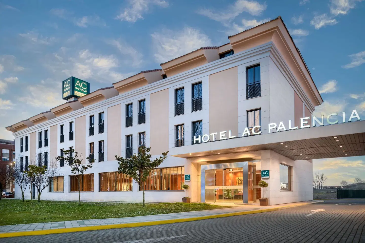 AC Hotel by Marriott Palencia EXTERIOR