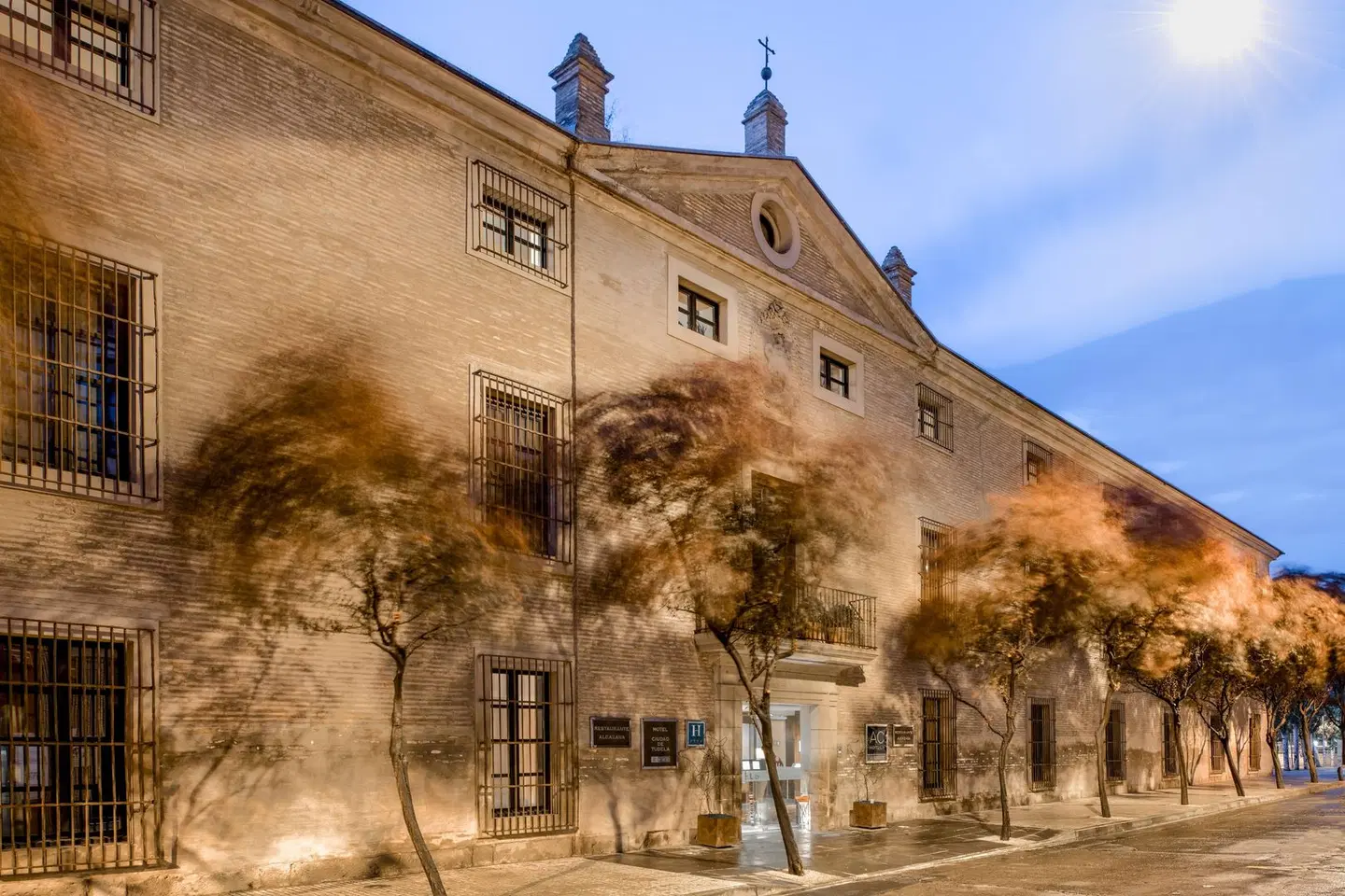 AC Hotel by Marriott Ciudad de Tudela EXTERIOR