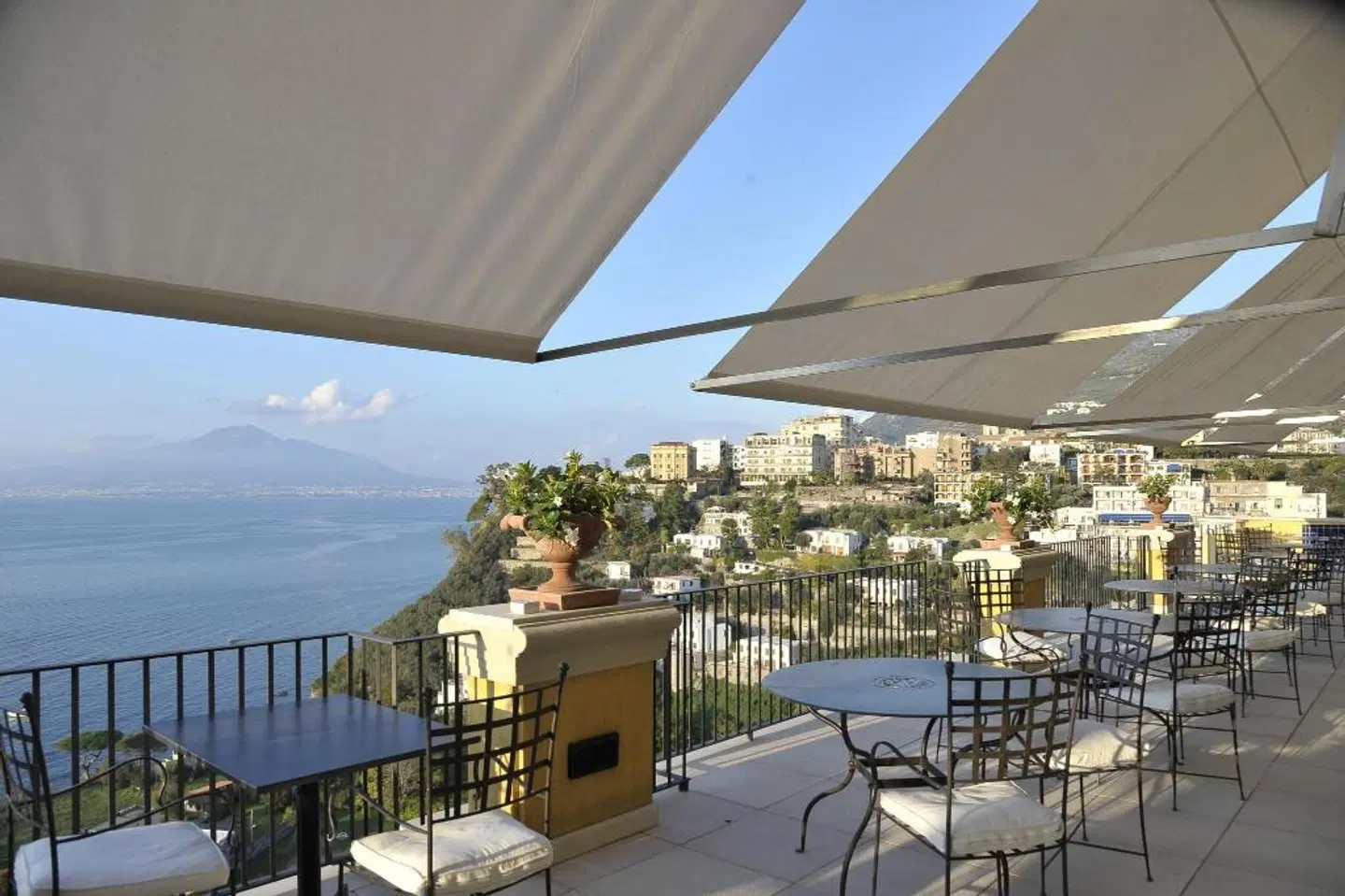 Grand Hotel Angiolieri Terrasse