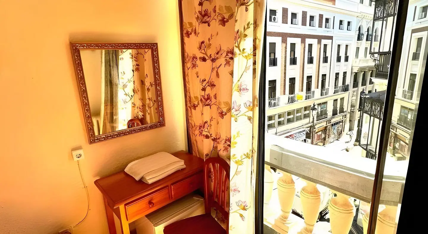 Hostal Fuentesol ROOM_EXAMPLE