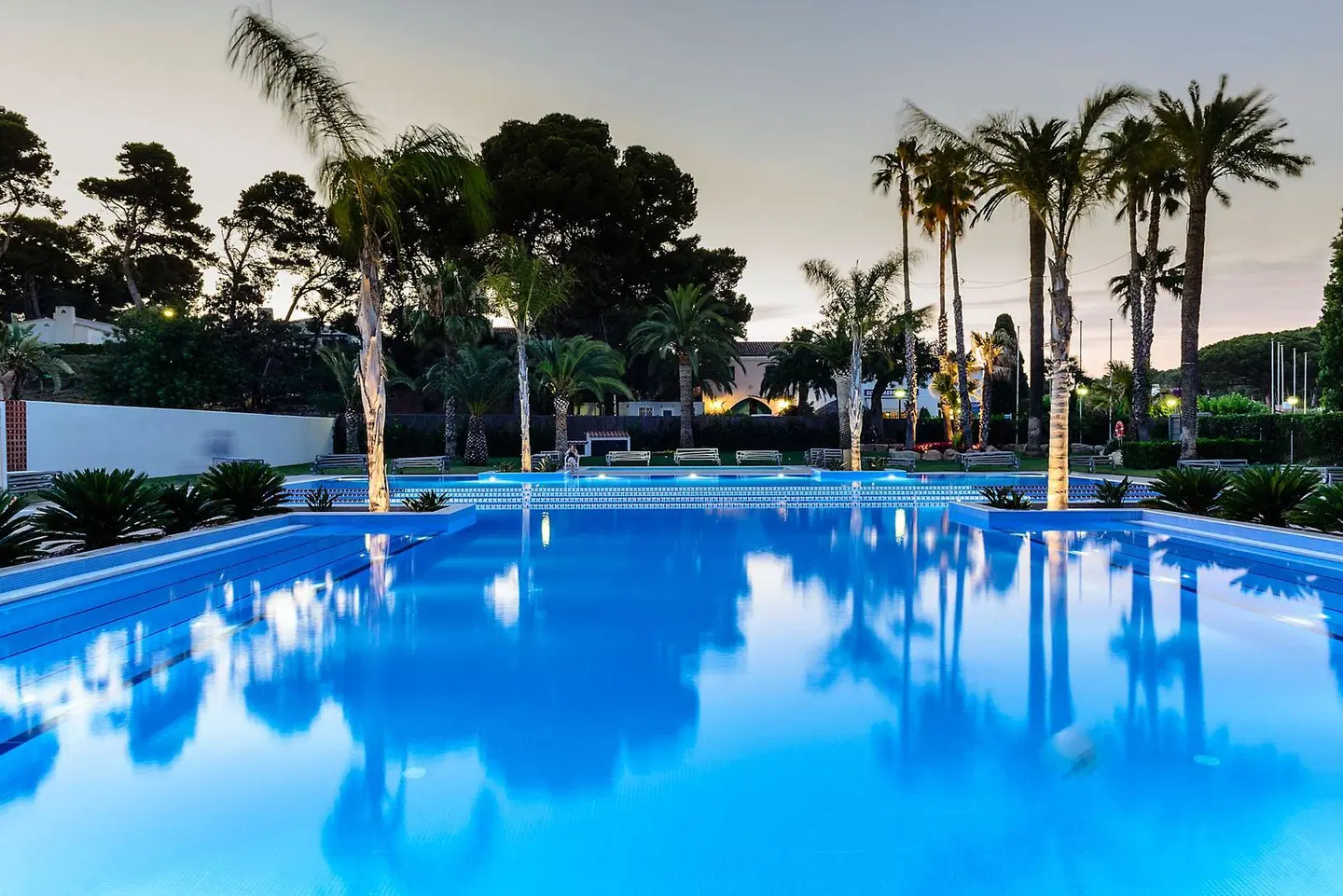 Estival Eldorado Resort OUTDOOR_POOL