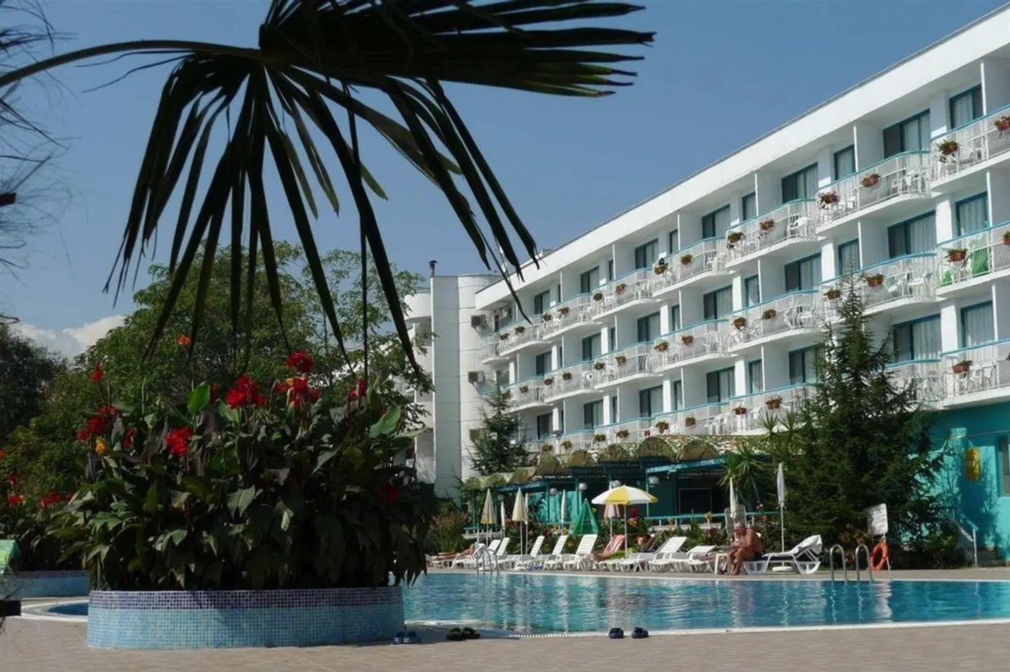 Zefir Hotel OUTDOOR_POOL
