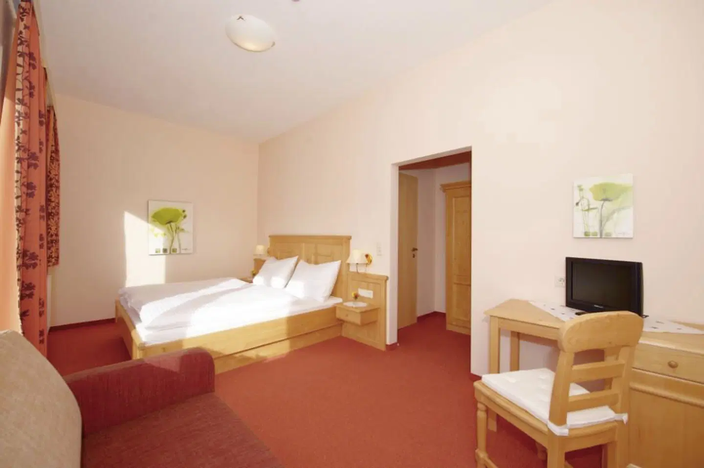 Hotel Restaurant Pariente ROOM_EXAMPLE