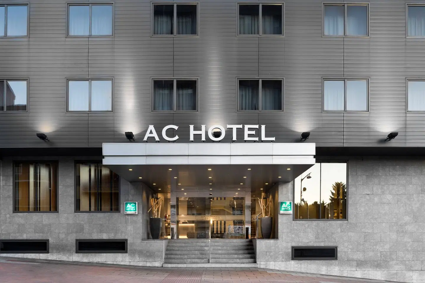AC Hotel by Marriott Ponferrada EXTERIOR