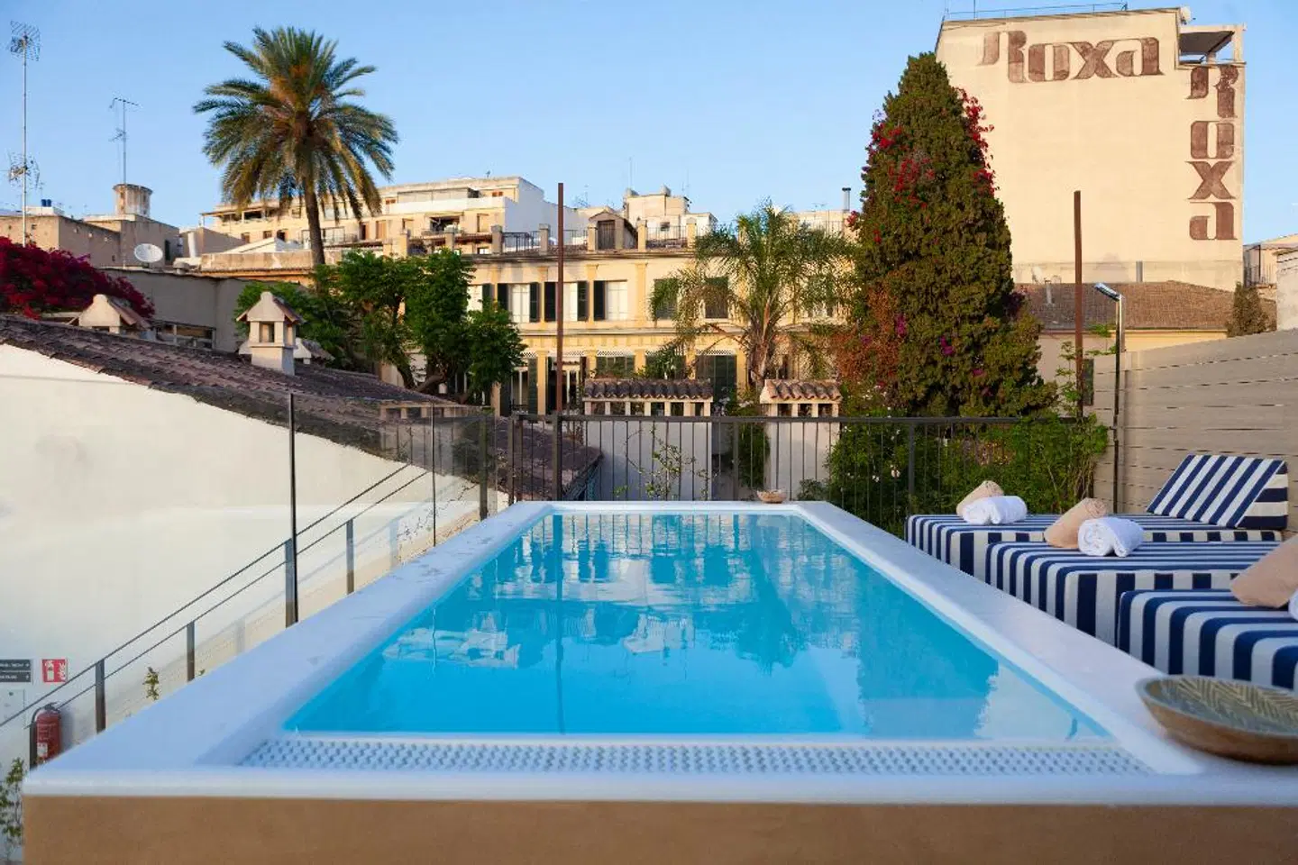 M House Palma OUTDOOR_POOL