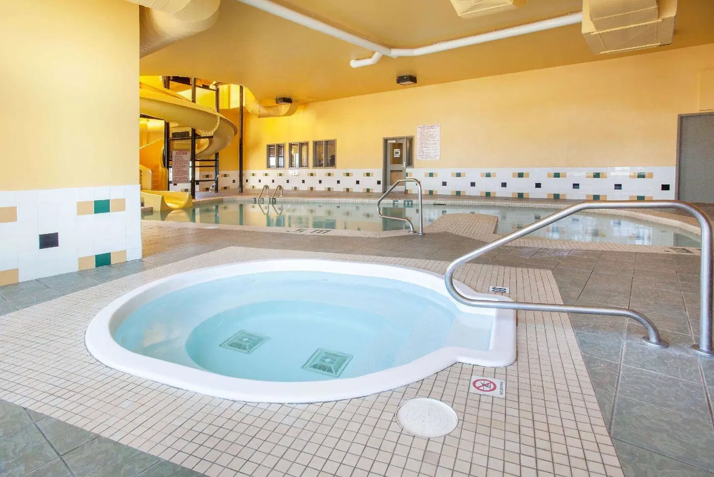 Super 8 by Wyndham Truro NS HEALTH_BEAUTY